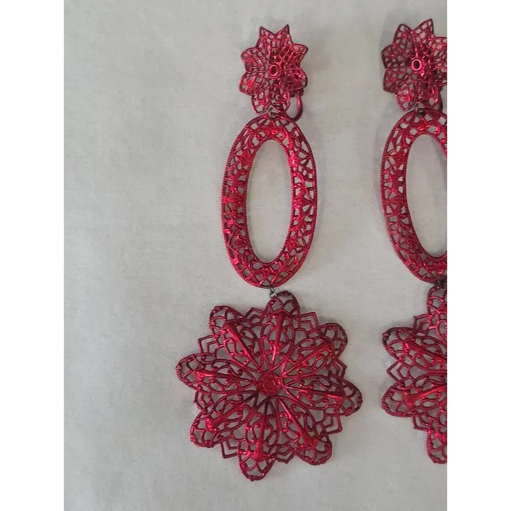 Vintage Long Dangle Statement Earrings Red Lace Like Filigree ClipOn Delicate 4